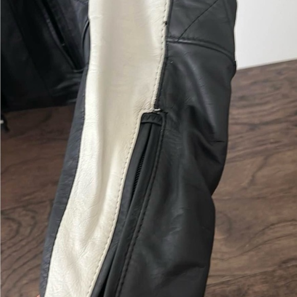 Z1R Black & White Women’s Leather Motorcycle Jacket Small - Picture 4 of 10